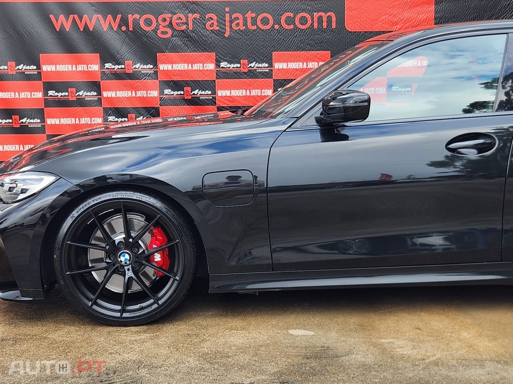 BMW 330 e Line Sport Auto