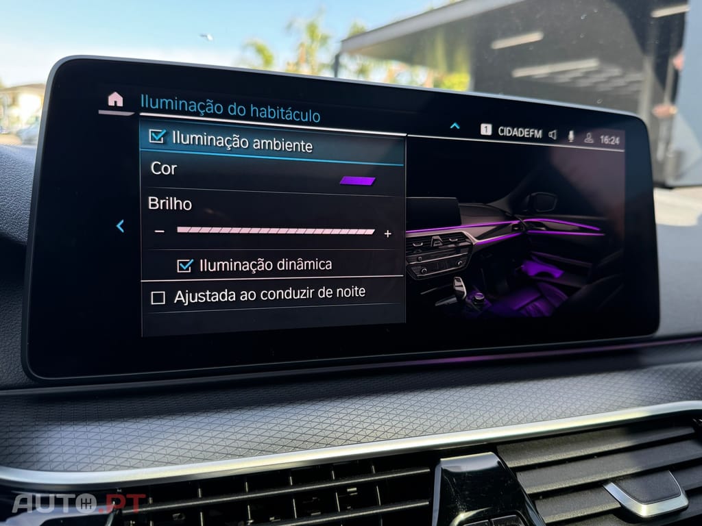 BMW 530 e Pack Desportivo M