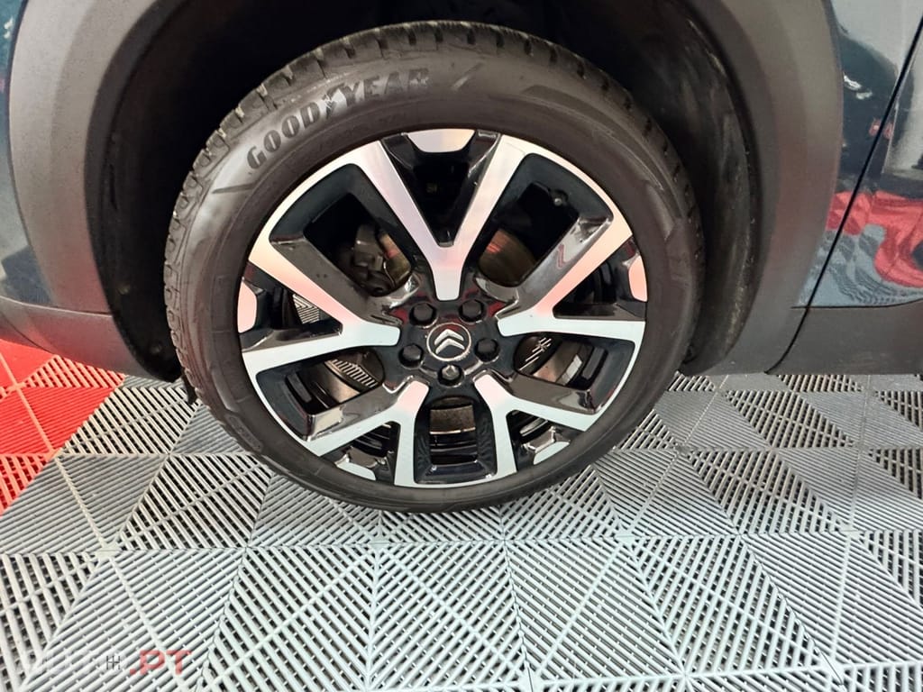 Citroen C5 Aircross 1.2 PureTech Shine EAT8