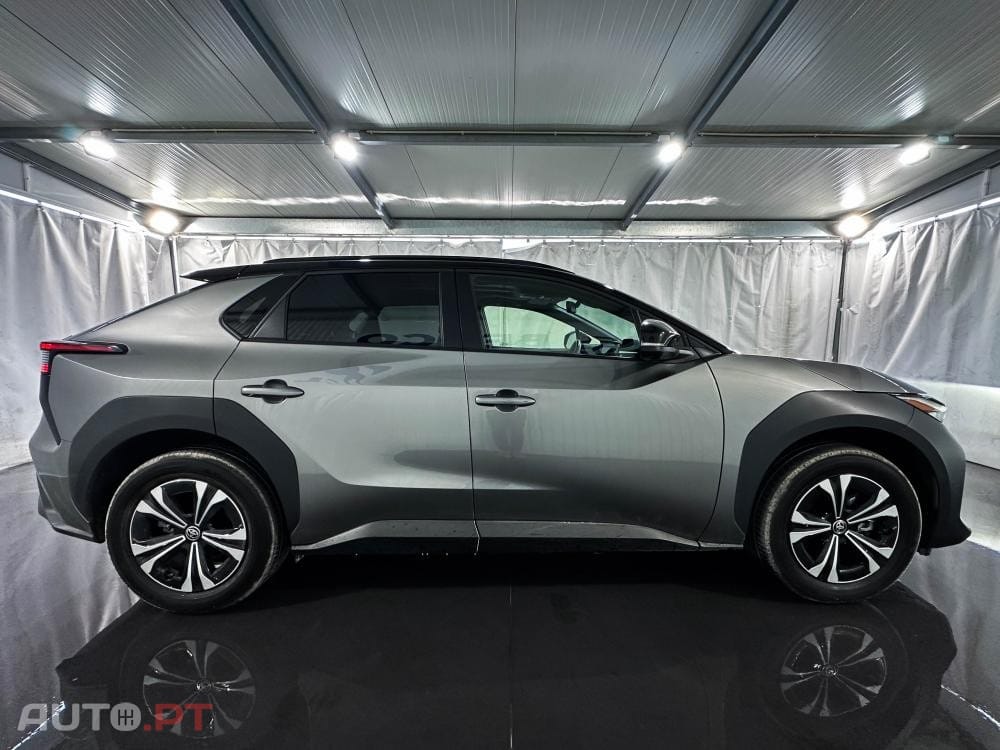 Toyota bZ4X 71,4 kWh Premium AWD