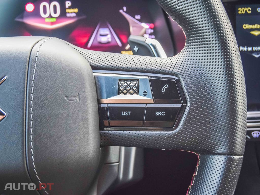 DS DS7 Crossback E-TENSE PERFORMANCE LINE +