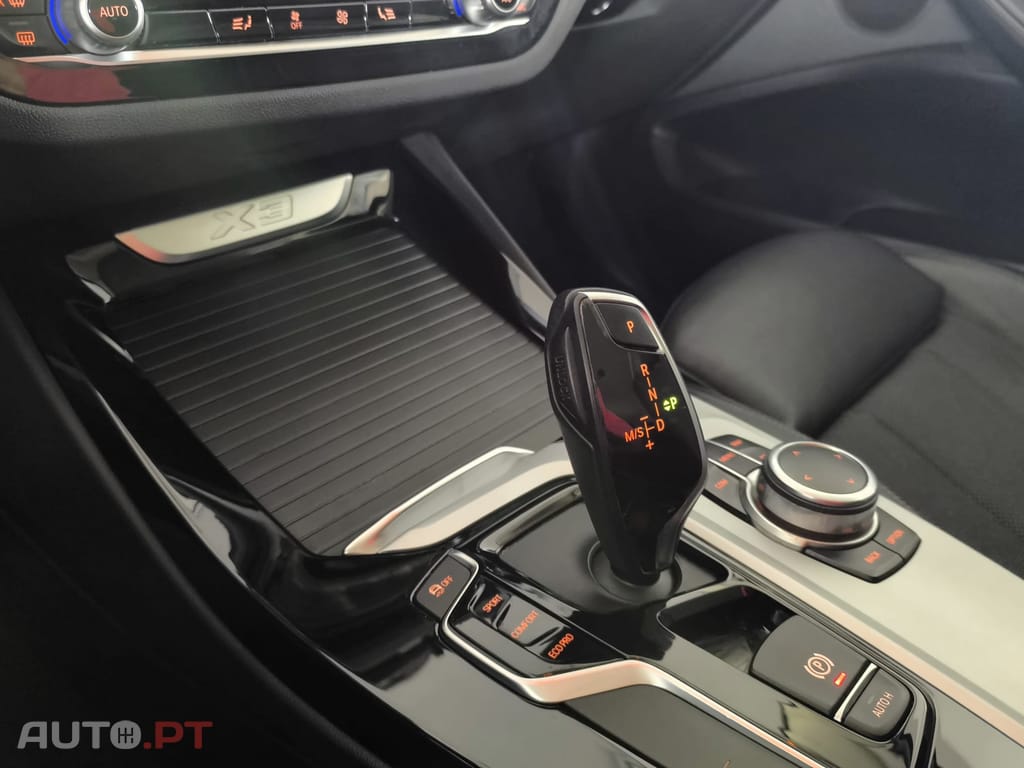 BMW X3 18 d sDrive Advantage Auto