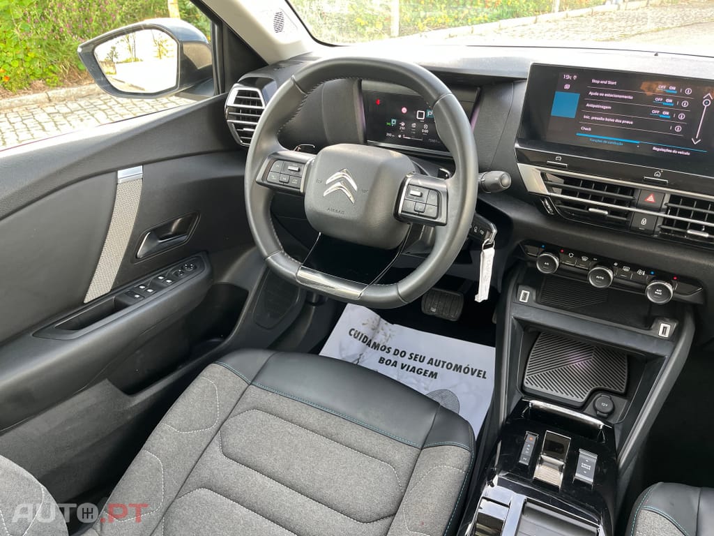 Citroen C4 PureTech 130 Stop&Start EAT8 SHINE