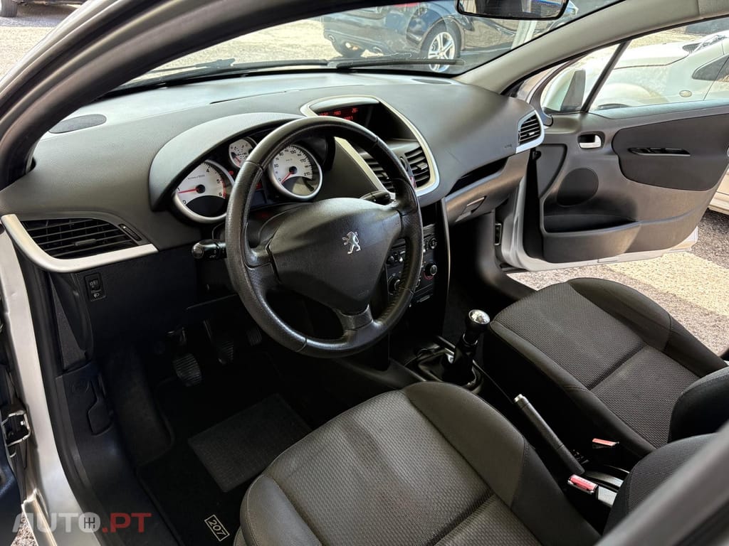 Peugeot 207 1.6 HDi 99g
