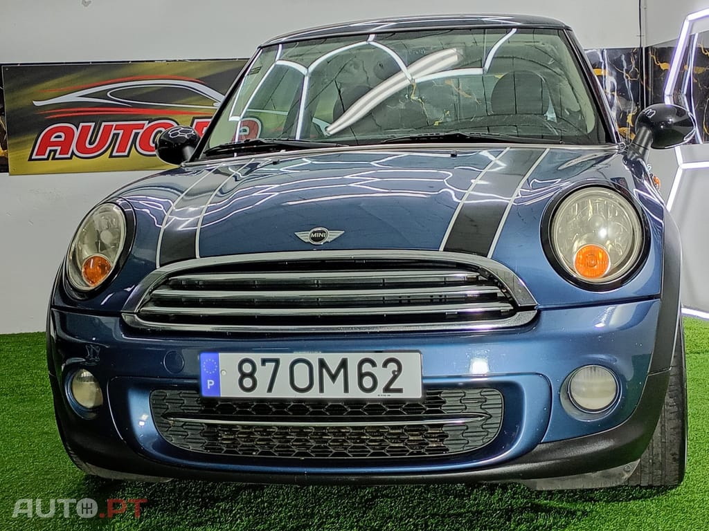 MINI Cooper Cooper D