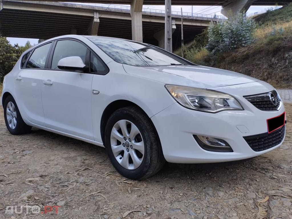 Opel Astra 1.4 T Selection GPL