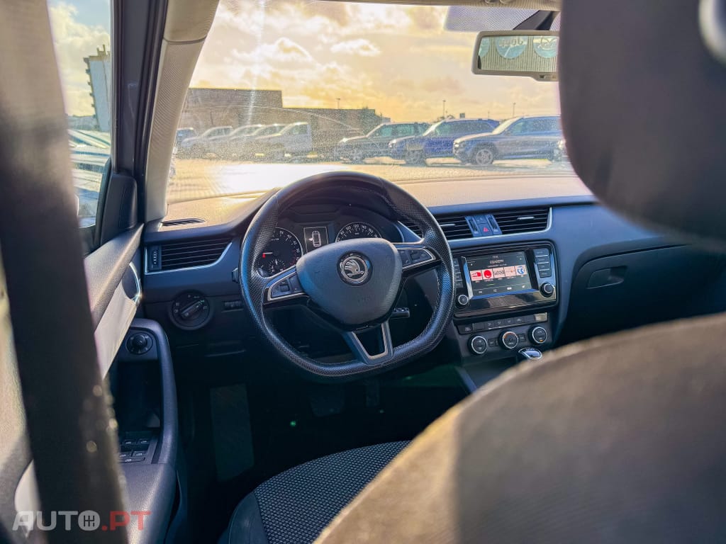 Skoda Octavia Break 1.6 TDi Style DSG