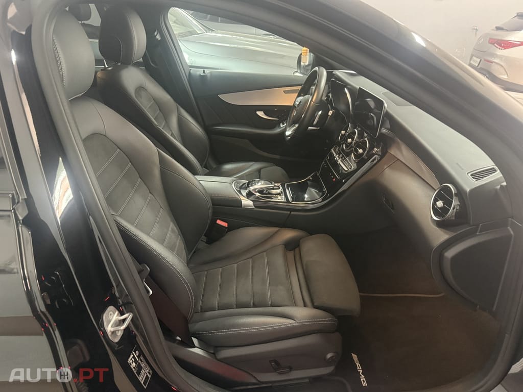 Mercedes-Benz C 300 de AMG Line