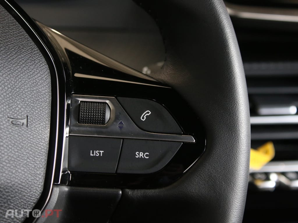 Peugeot 2008 1.2 PureTech Allure