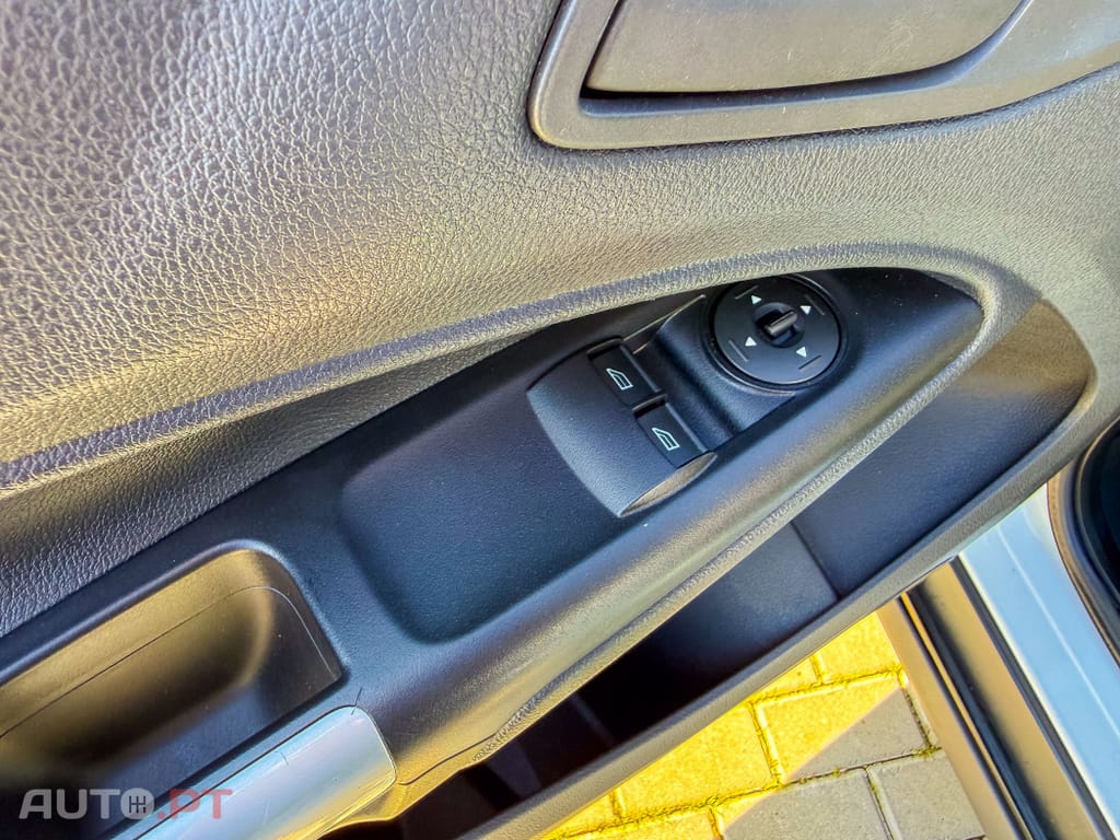 Ford Transit Connect 230 L1 LKW Auto Trend