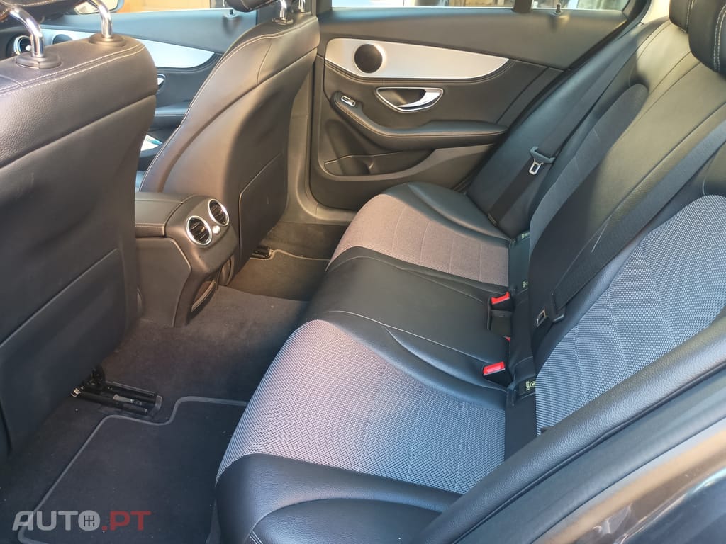 Mercedes-Benz 200 Bluetec