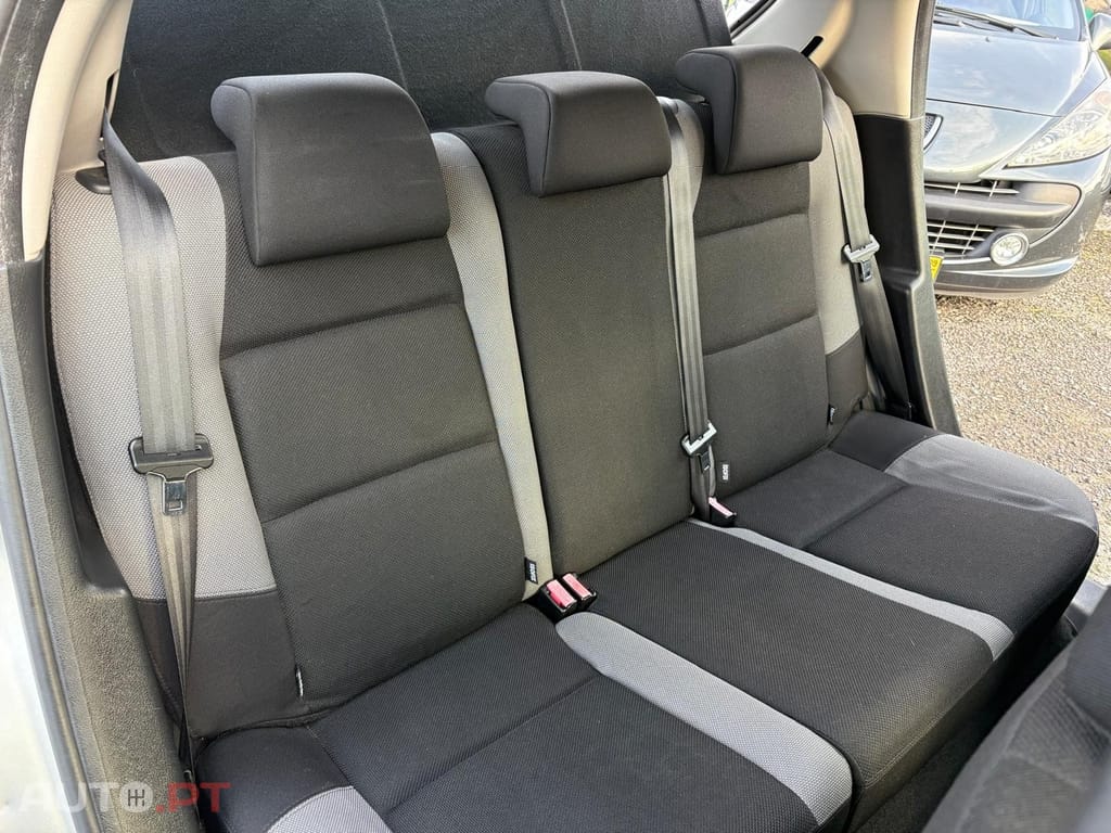 Peugeot 207 1.4 16V WIP Nav