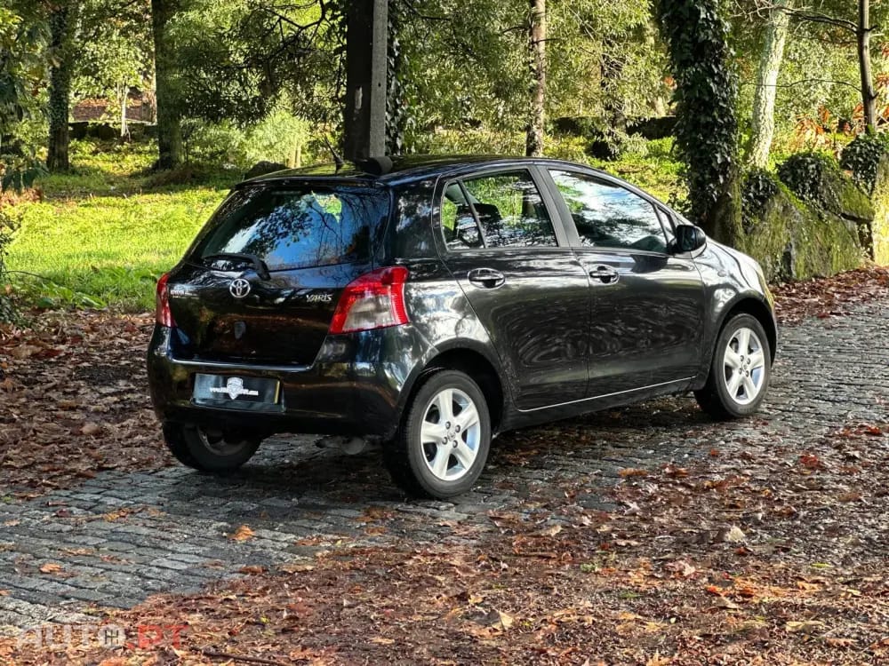 Toyota Yaris 1.0 VVT-i High Pack MM