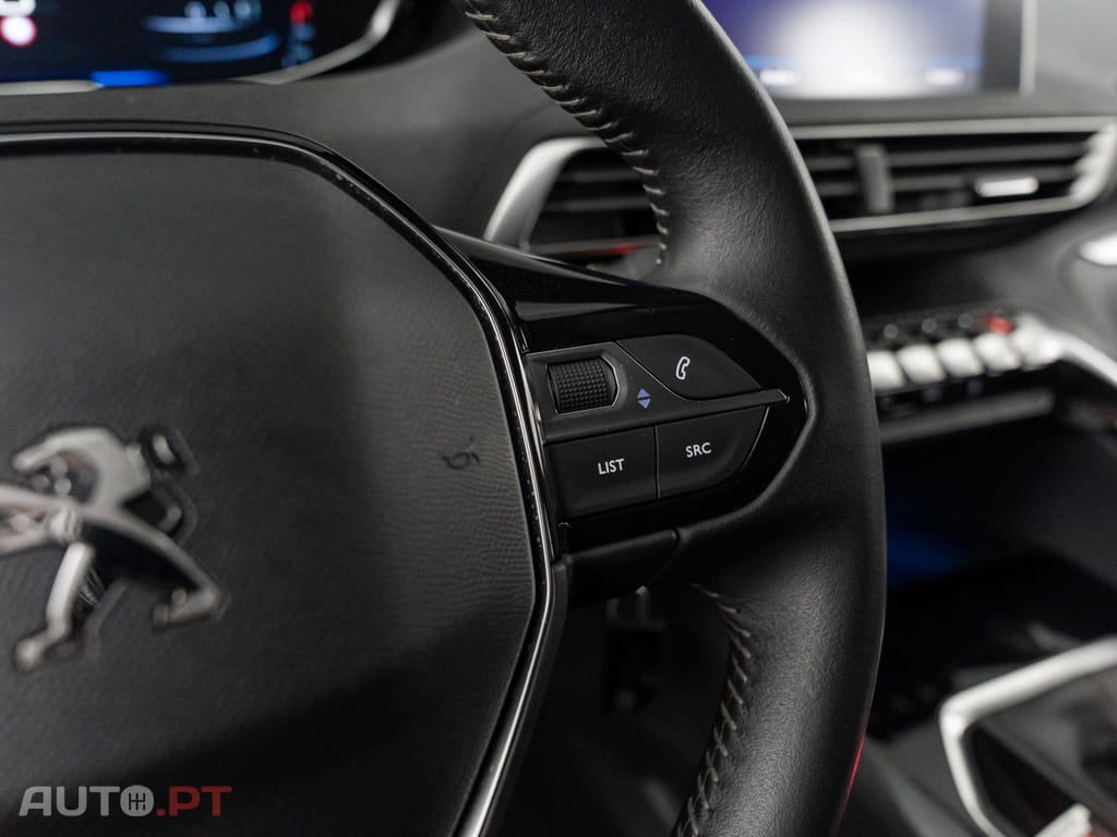 Peugeot 3008 1.5 BlueHDi Active