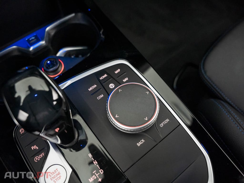 BMW 216 d Pack Desportivo M