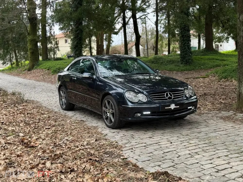 Mercedes-Benz CLK 240 Outro