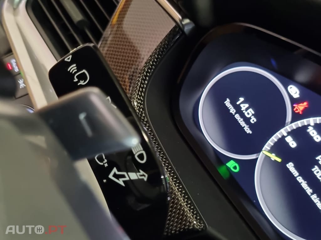 Porsche Panamera 4 E-Hybrid Platinum Edition