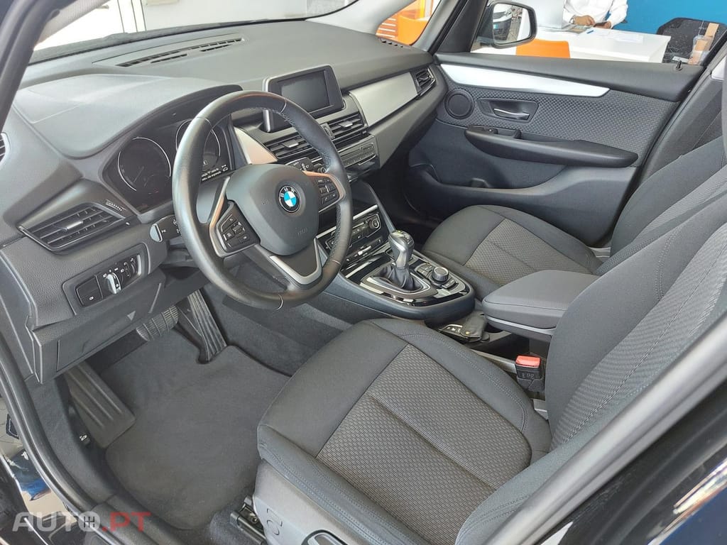 BMW 225 Advantage