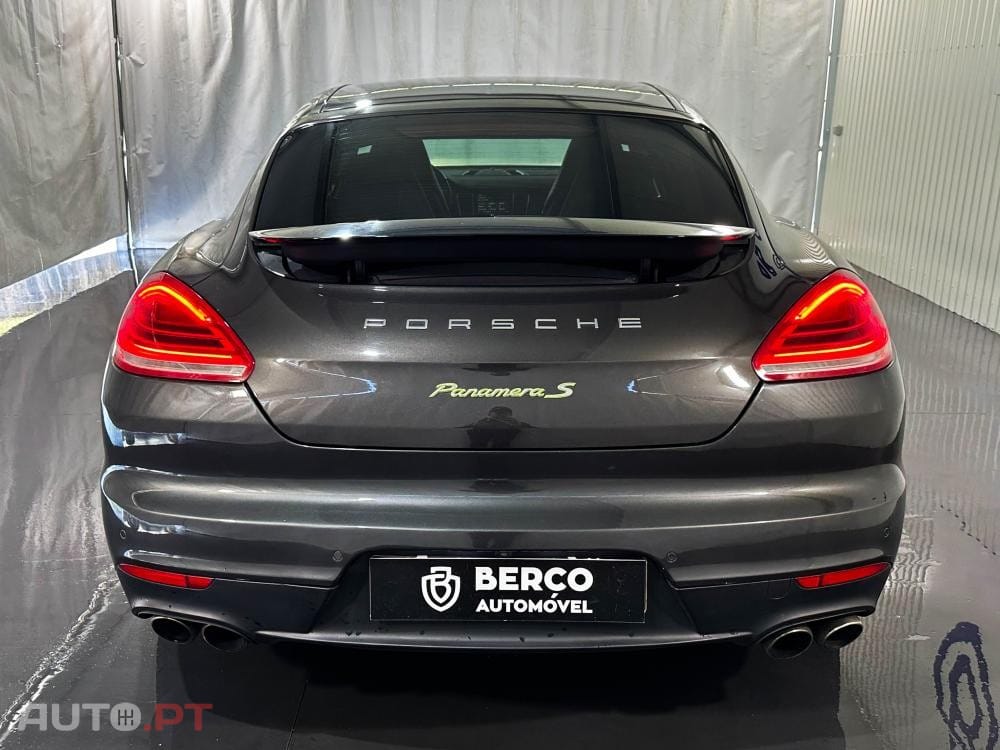 Porsche Panamera S E-Hybrid