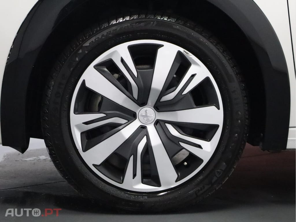 Peugeot 208 Active Versão Eléctrica