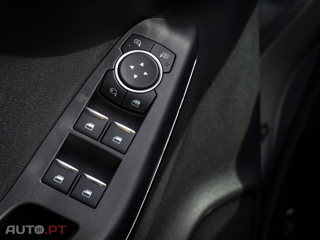 Ford Puma 1.0 EcoBoost MHEV ST-Line