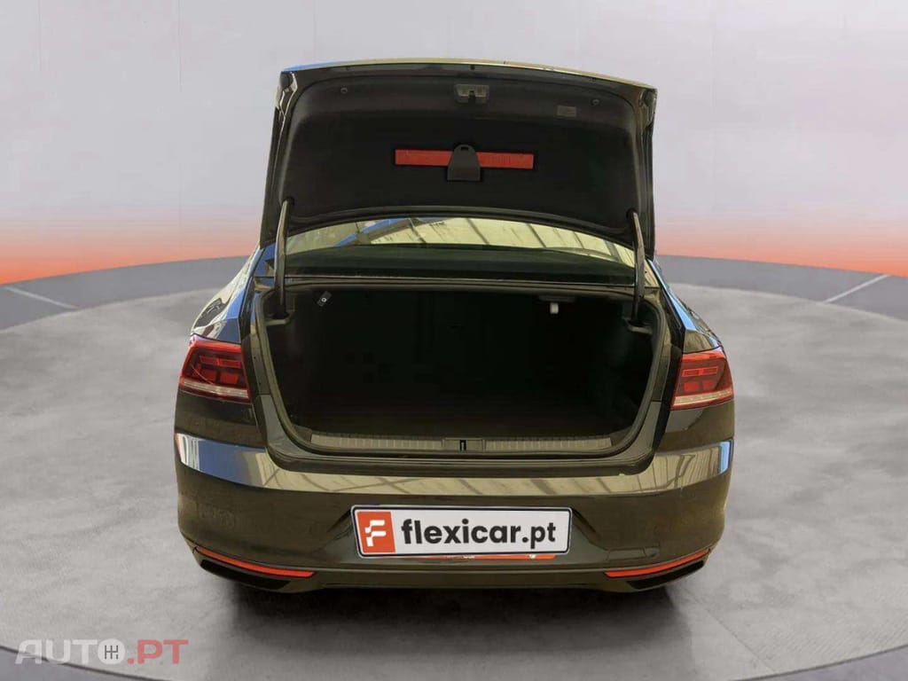 Volkswagen Passat 1.6 TDI Business DSG