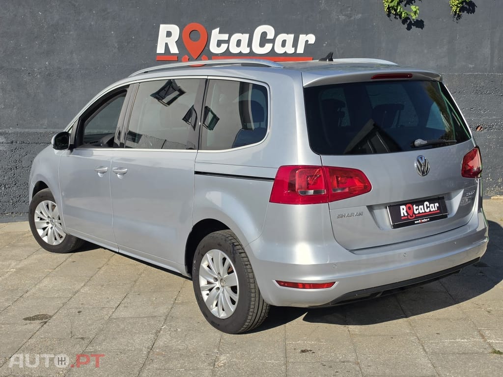 Volkswagen Sharan 2.0 TDI Confortline — fotografia 9