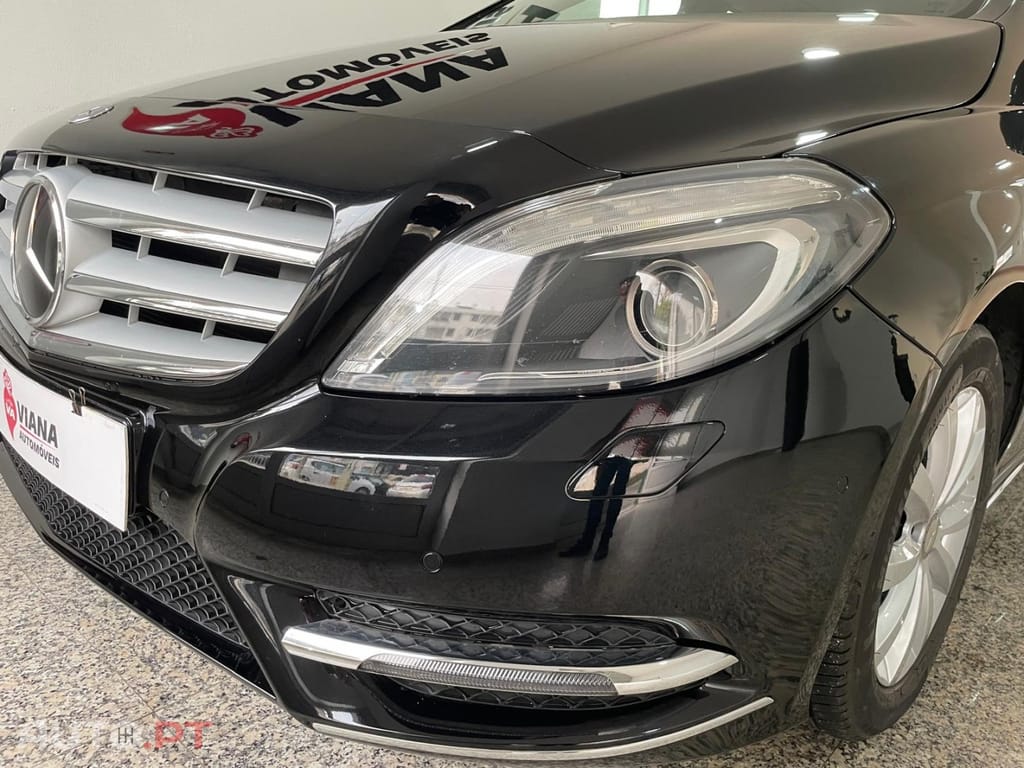 Mercedes-Benz B 180 CDi BlueEfficiency Edition — fotografia 11