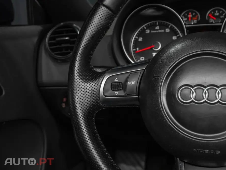 Audi TT 2.0 TFSI S-line
