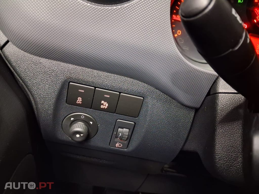 Peugeot Partner 1.6 BlueHDi Confort