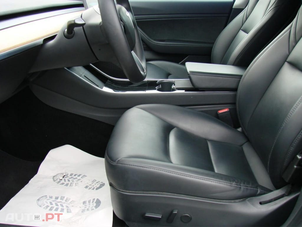 Tesla Model 3 Standard Range Plus RWD I.V.A DEDUTIVEL