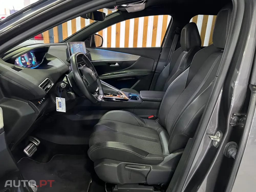 Peugeot 3008 1.6 Hybrid GT Pack e-EAT8