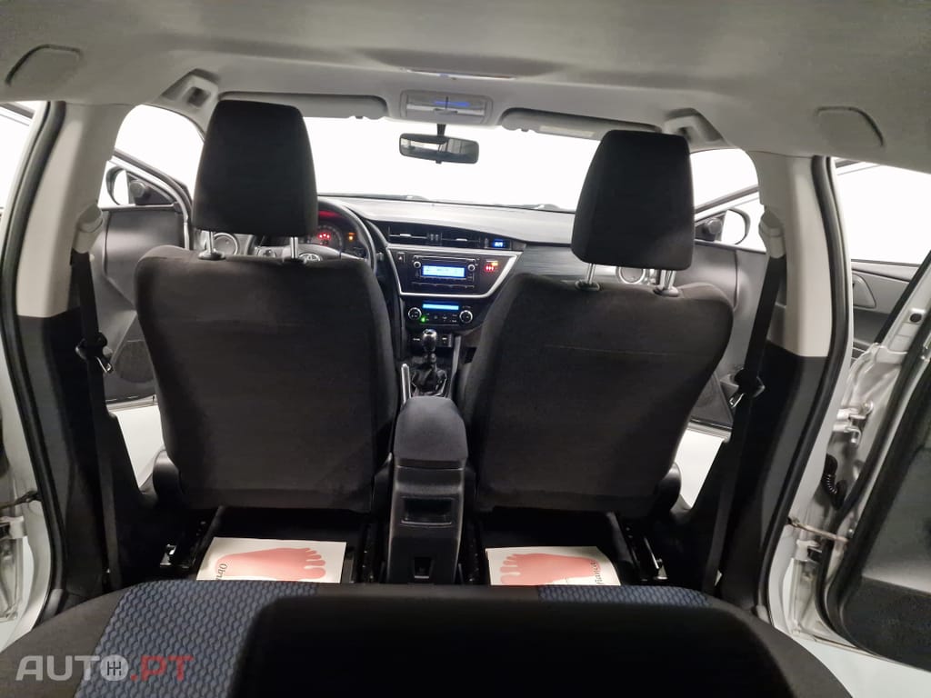 Toyota Auris Touring Sports 1.4 D-4D Active+AC