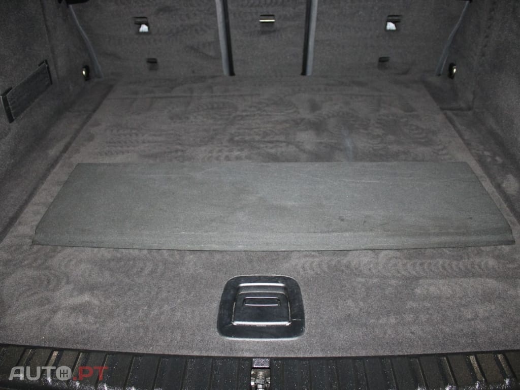 BMW iX XDRIVE 40 PACK