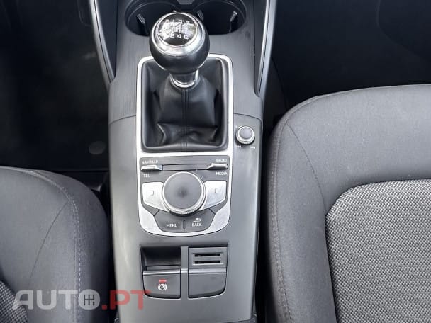 Audi A3 Sportback 30 TDI S-line