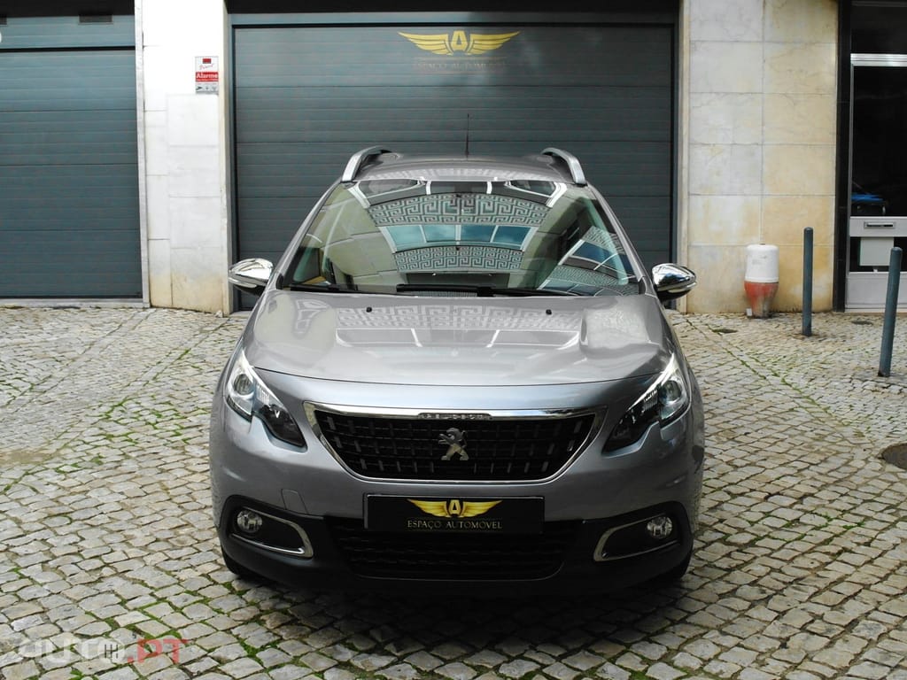 Peugeot 2008 1.2 PureTech Style