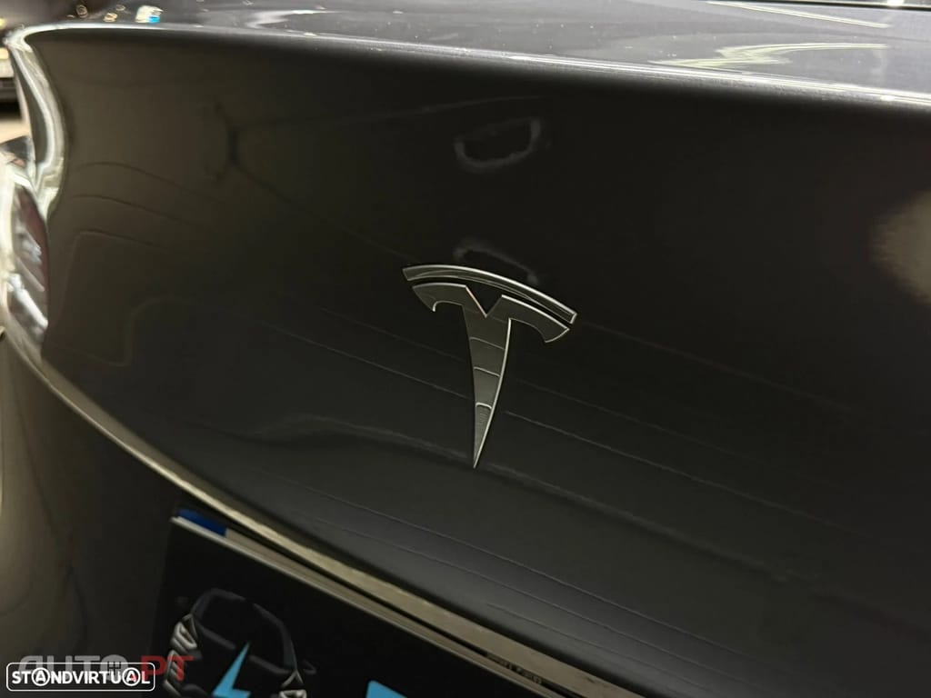 Tesla Model Y Performance Tração Integral