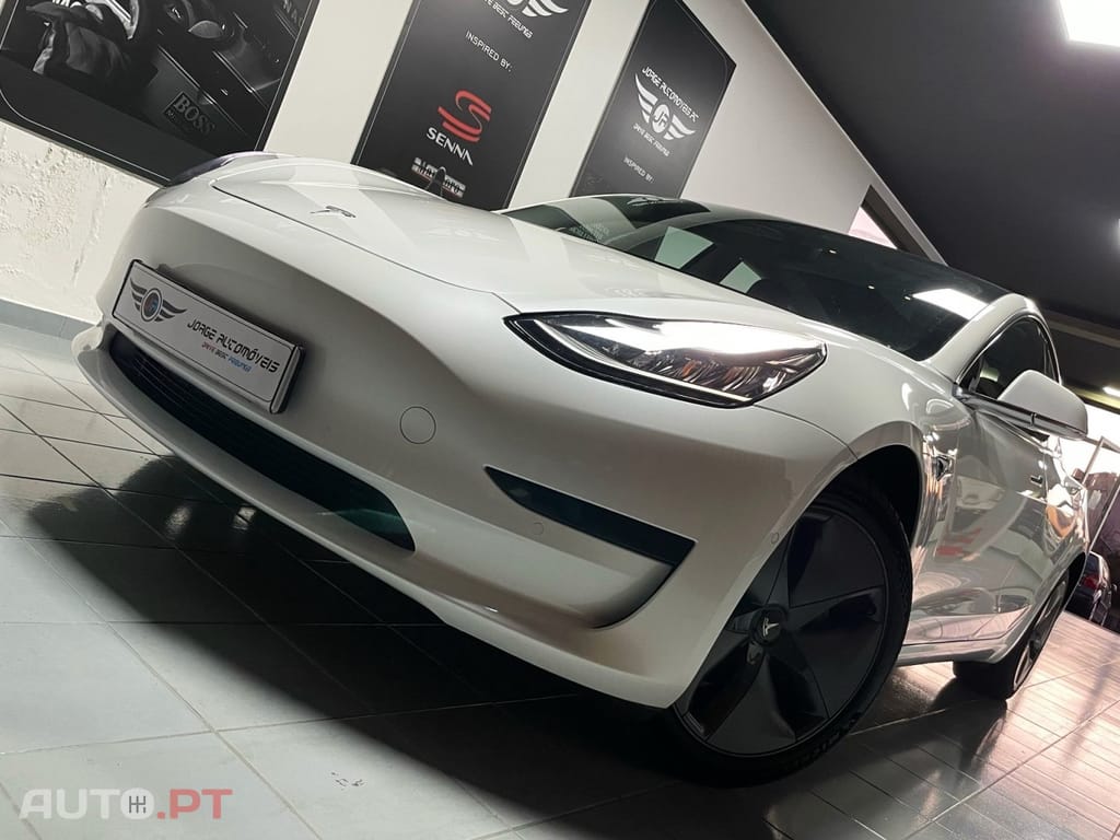 Tesla Model 3 Standard Range Plus RWD