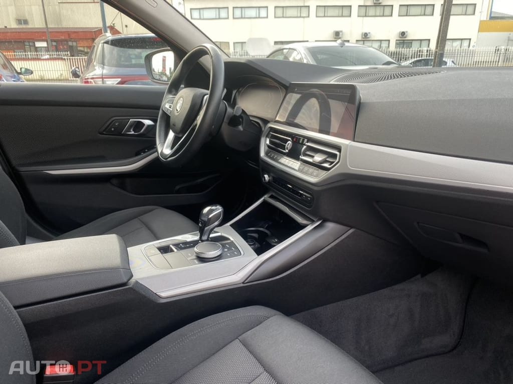 BMW 320 d Aut. xDrive Advantage