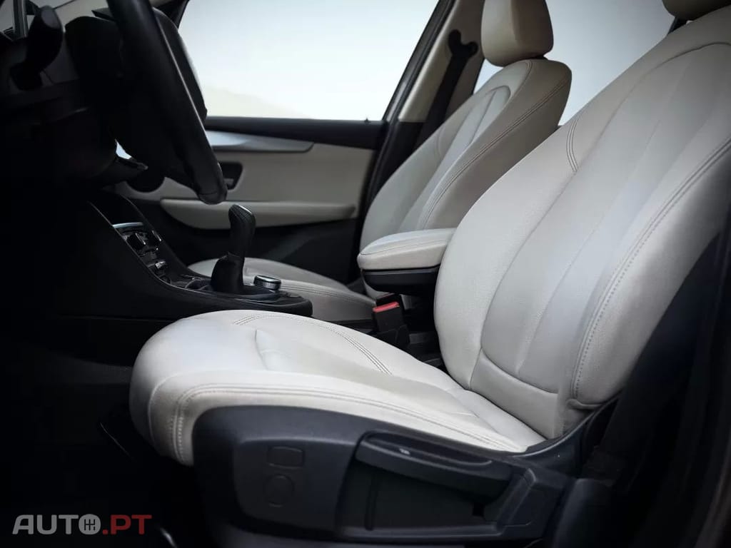 BMW 216 d 7L Line Luxury