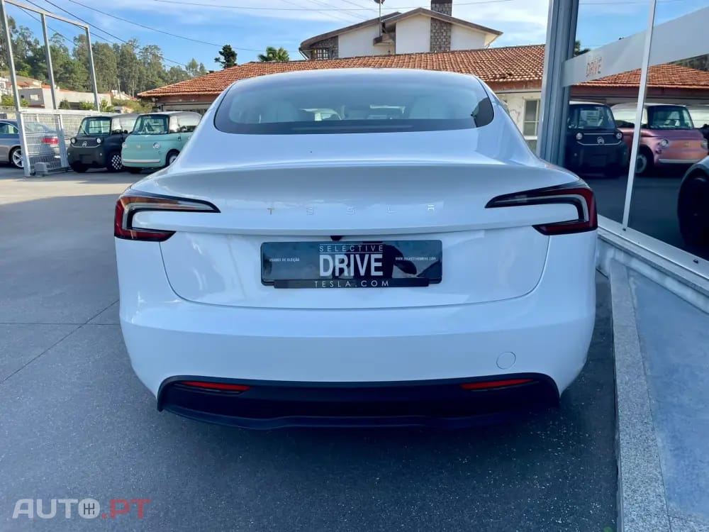 Tesla Model 3 Tração Traseira Premium
