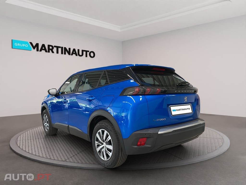 Peugeot E-2008 50 kWh Active Pack