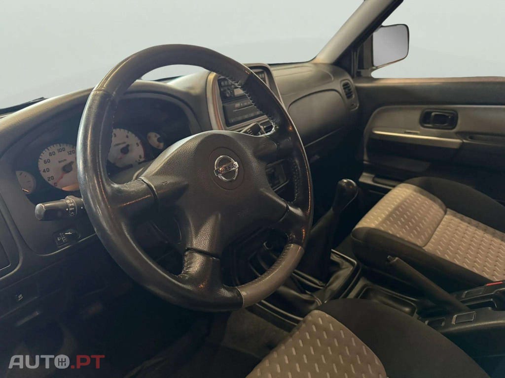 Nissan Navara 2.5 Di