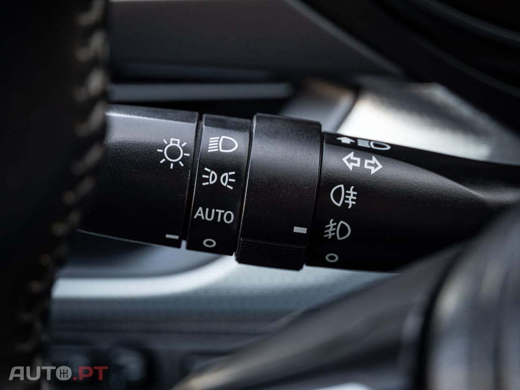 Toyota Avensis 2.0 D-4D Premium