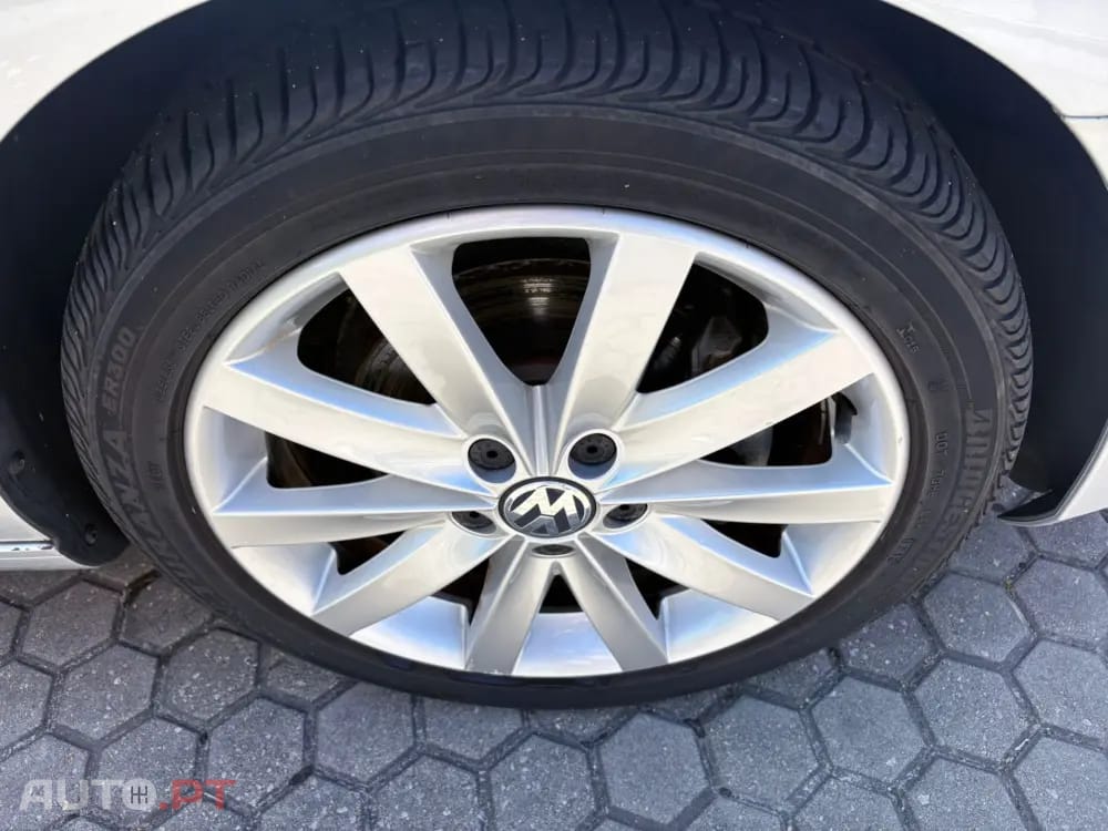 Volkswagen Golf 2.0 TDi Highline DSG