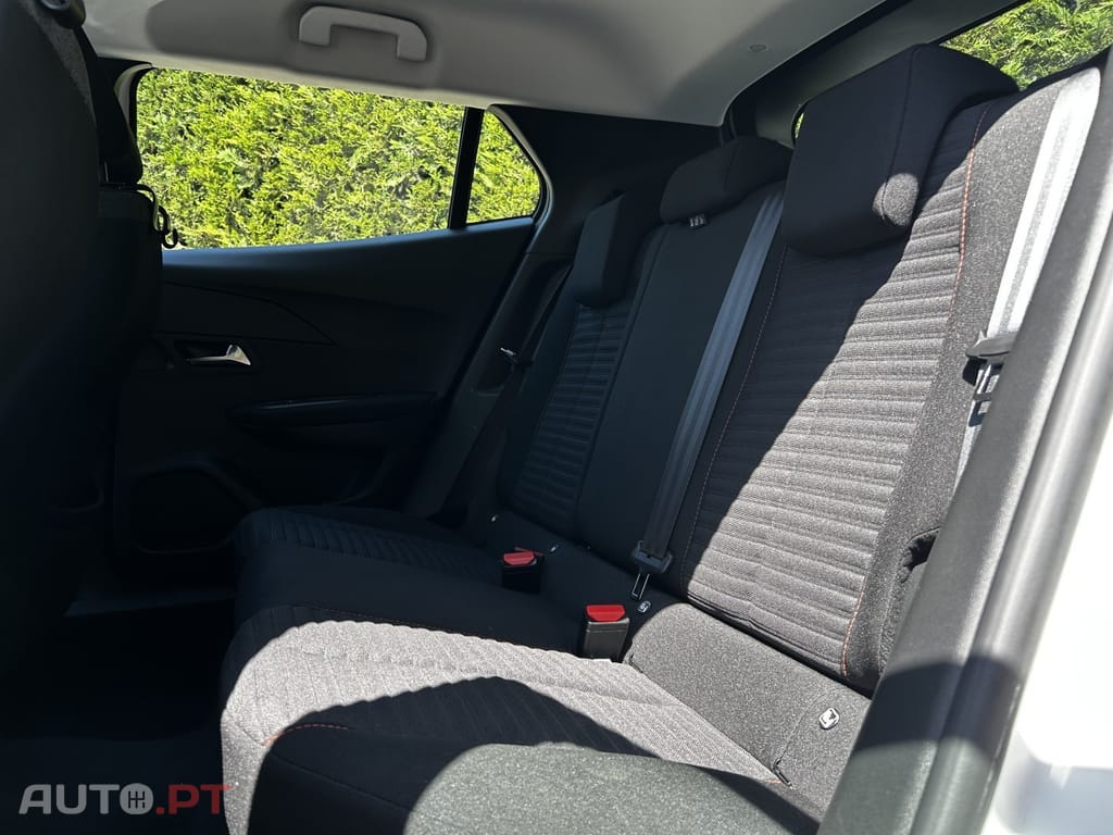 Peugeot 2008 1.2 PureTech Active