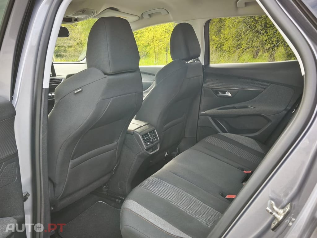 Peugeot 3008 1.5 BlueHDi Active Pack