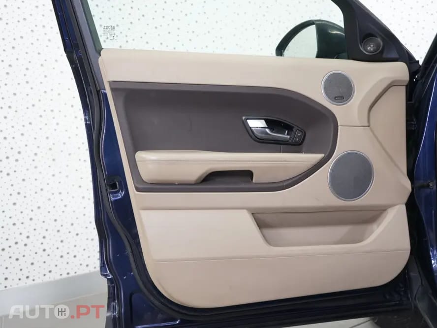 Land Rover Evoque 2.2 eD4 Pure