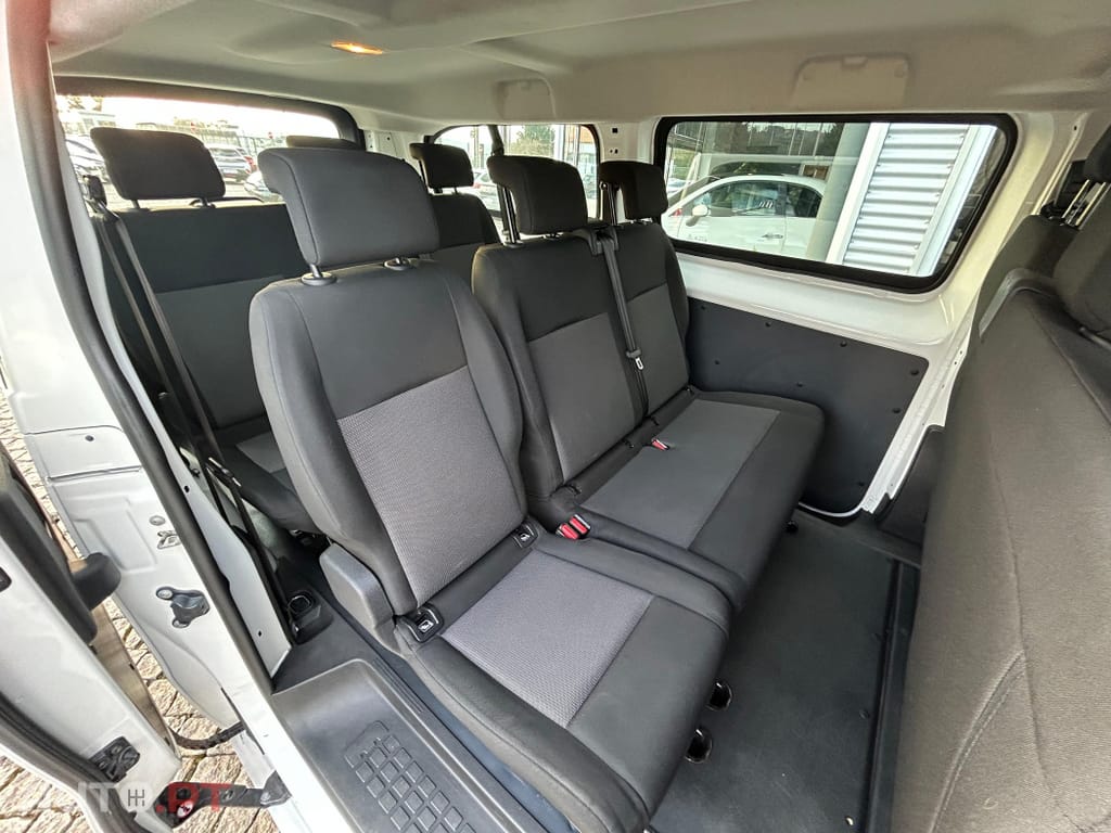 Opel Vivaro 1.5 CDTi L2H1 Essentia Inc