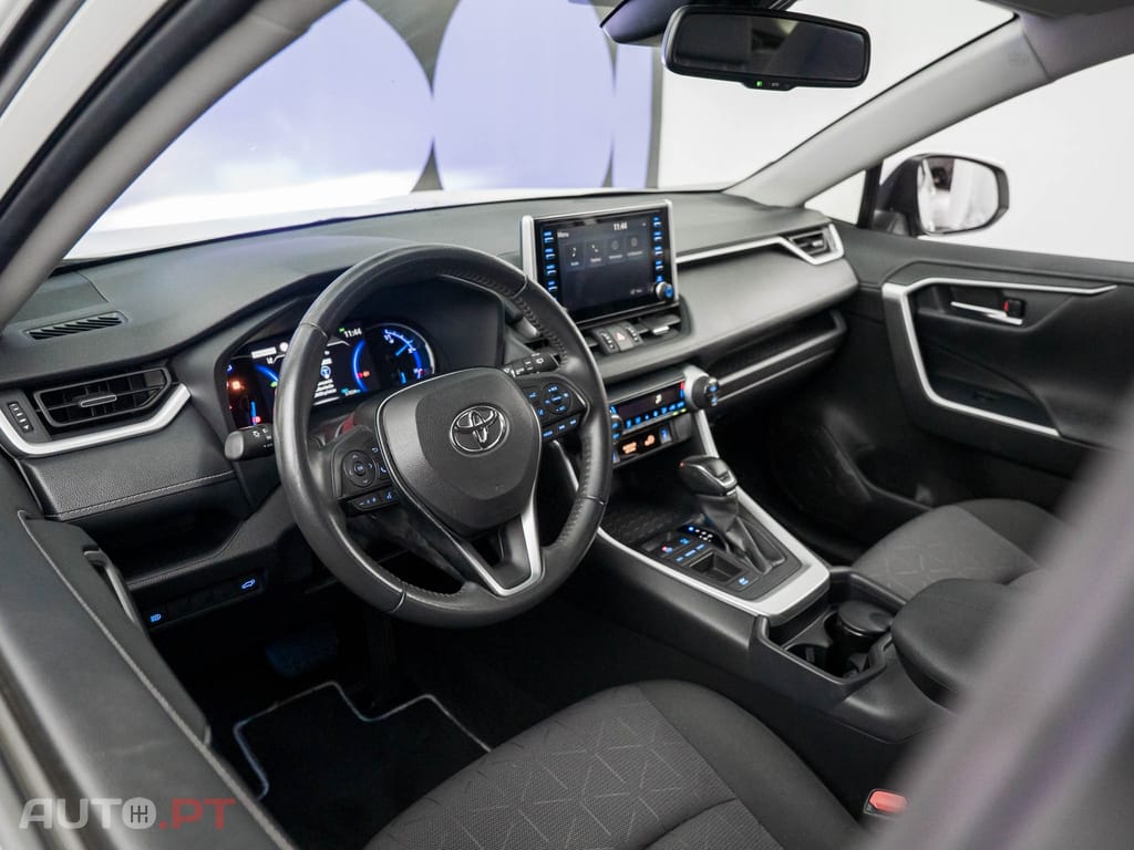 Toyota RAV4 2.5 HDF Comfort